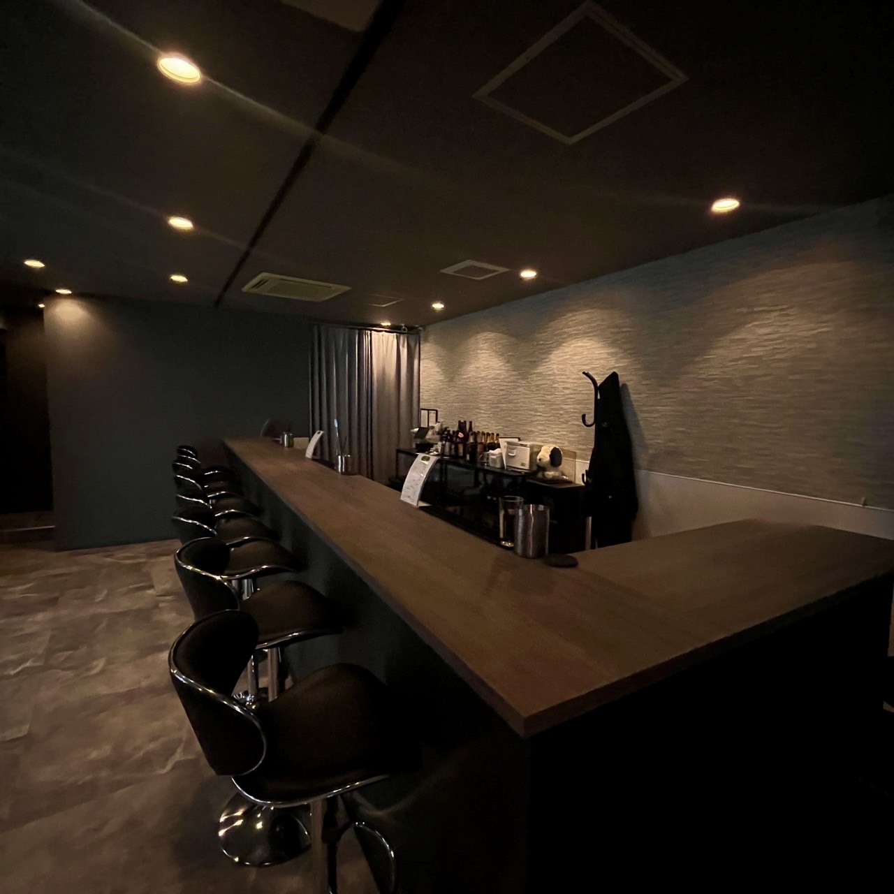 Bar Lunon 店内